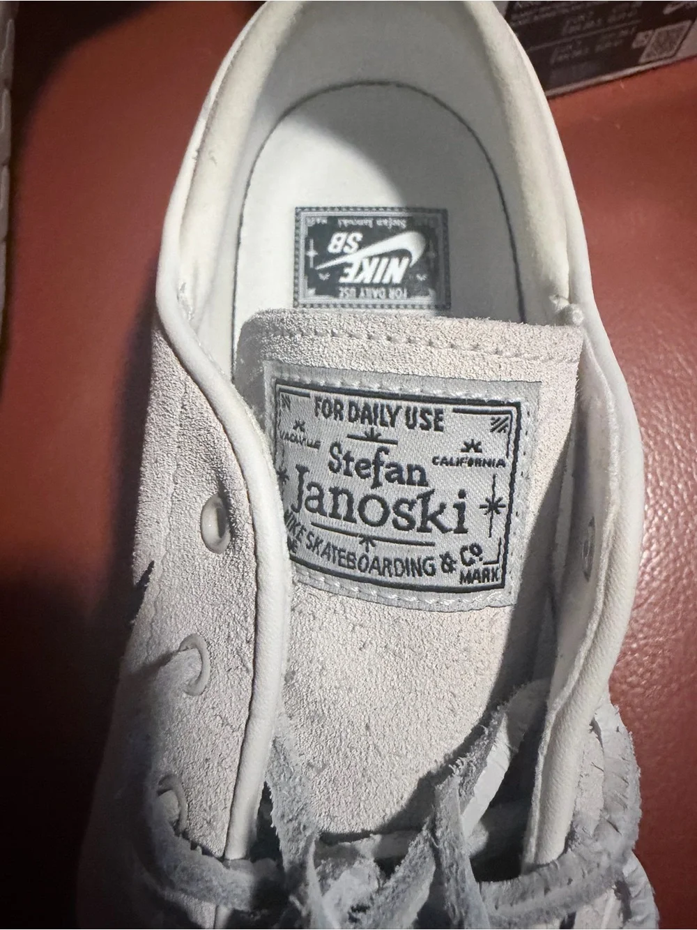 NIKE SB ZOOM JANOSKI OG+ Summit white/black Men’s 8 Women’s 9.5 NIB